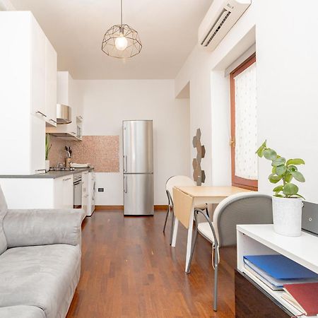 Comfortable Typical Old Style Apartment Mediolan Zewnętrze zdjęcie